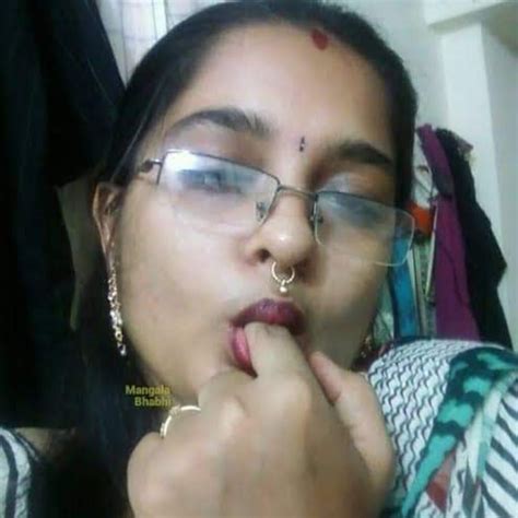 सेक्सी bhabhi|Indian Bhabhi Porn Videos